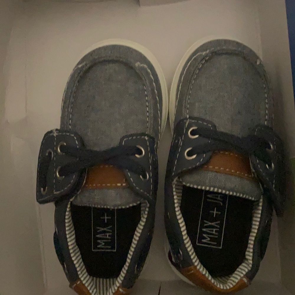 Baby shoes